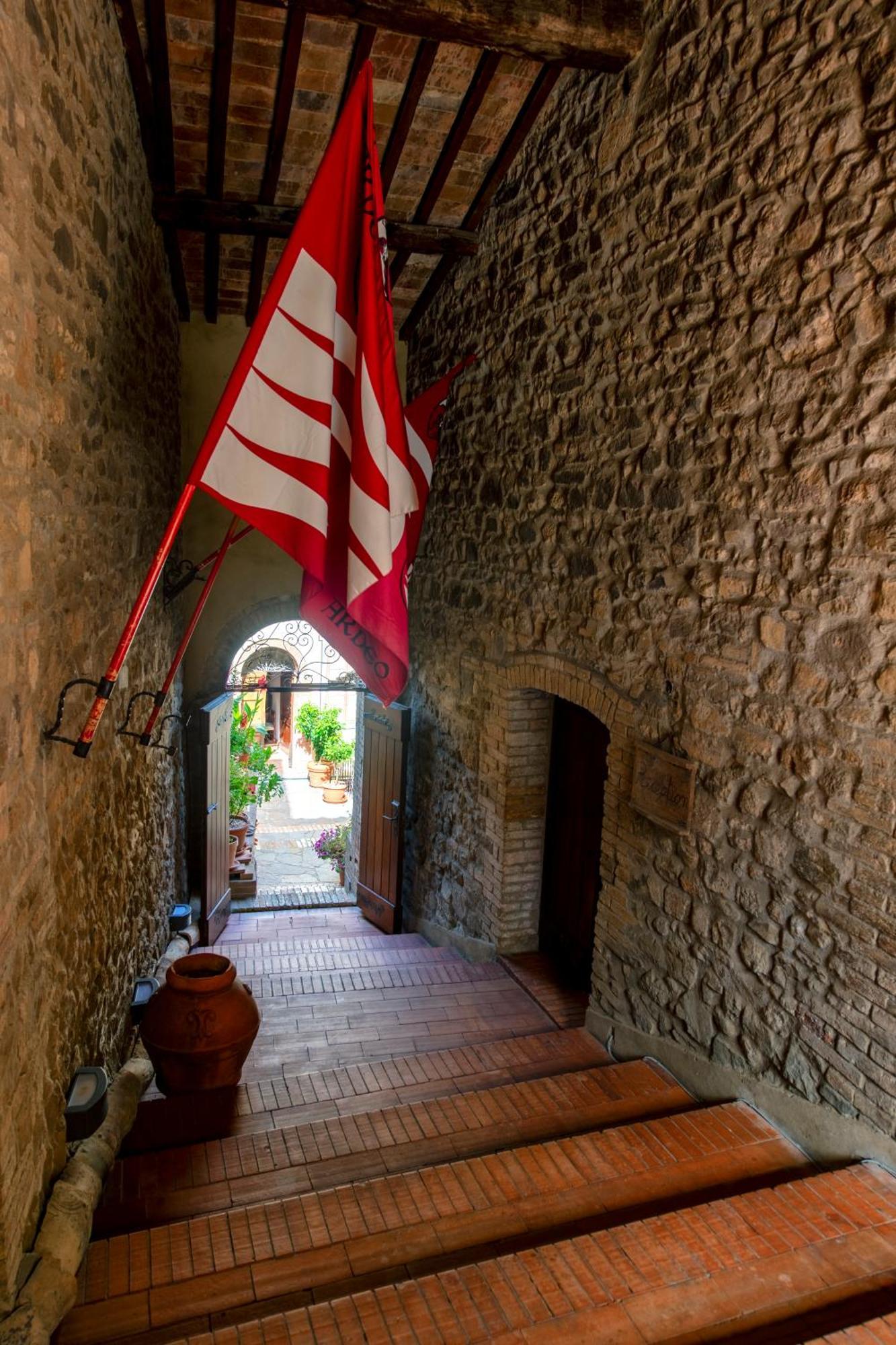 Il Palazzo Del Cardinale Bed and Breakfast Μονταλτσίνο Εξωτερικό φωτογραφία