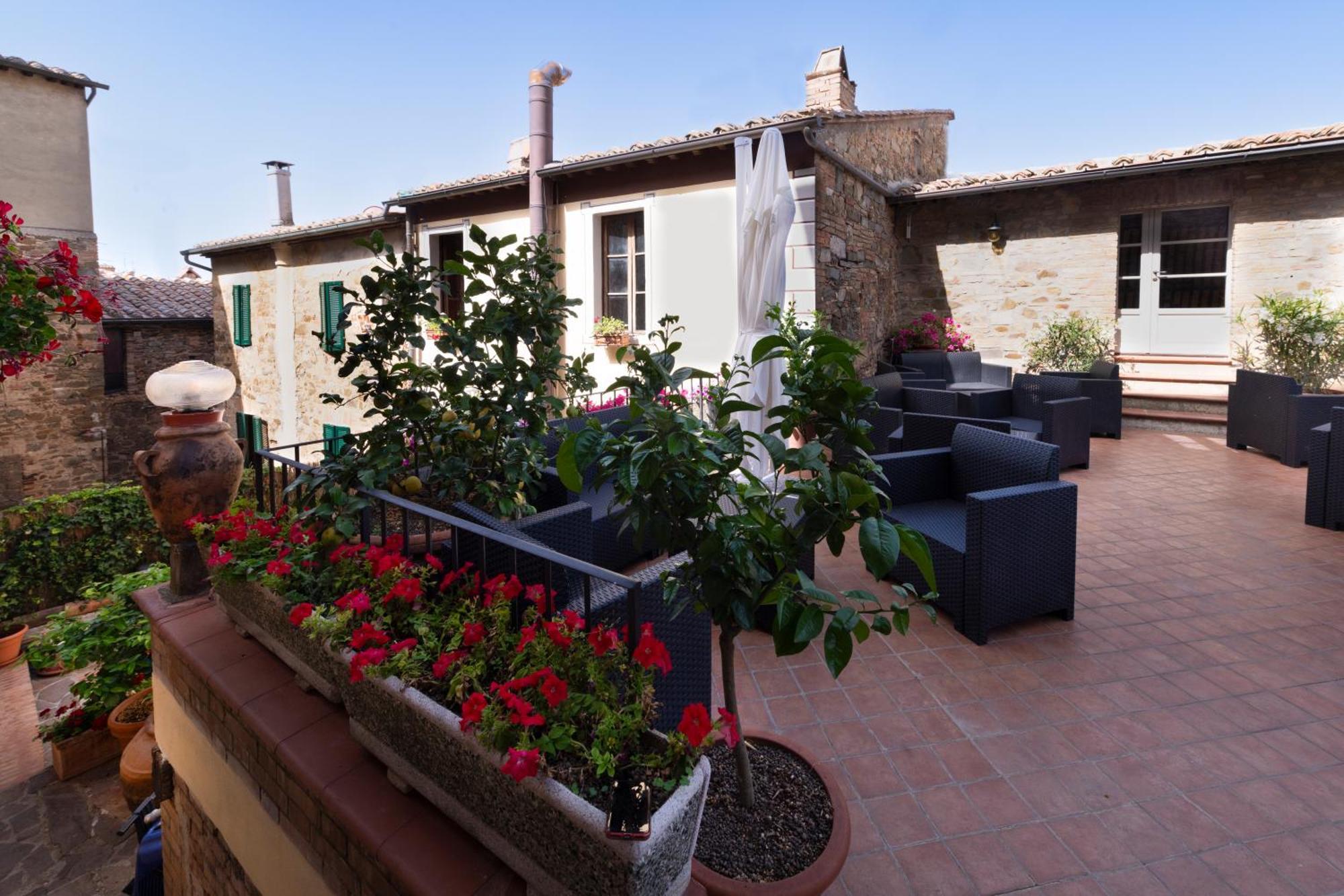 Il Palazzo Del Cardinale Bed and Breakfast Μονταλτσίνο Εξωτερικό φωτογραφία