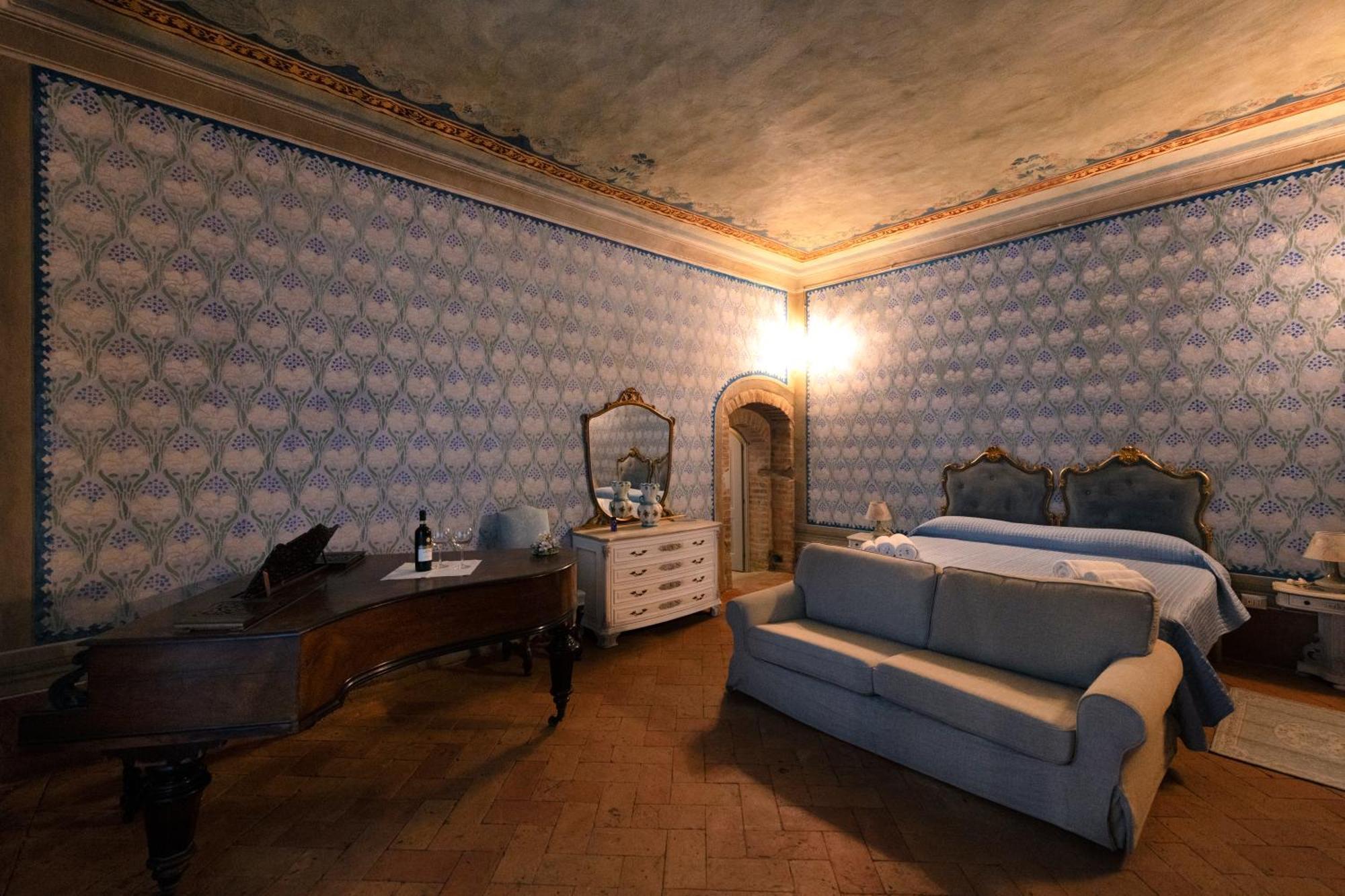 Il Palazzo Del Cardinale Bed and Breakfast Μονταλτσίνο Εξωτερικό φωτογραφία