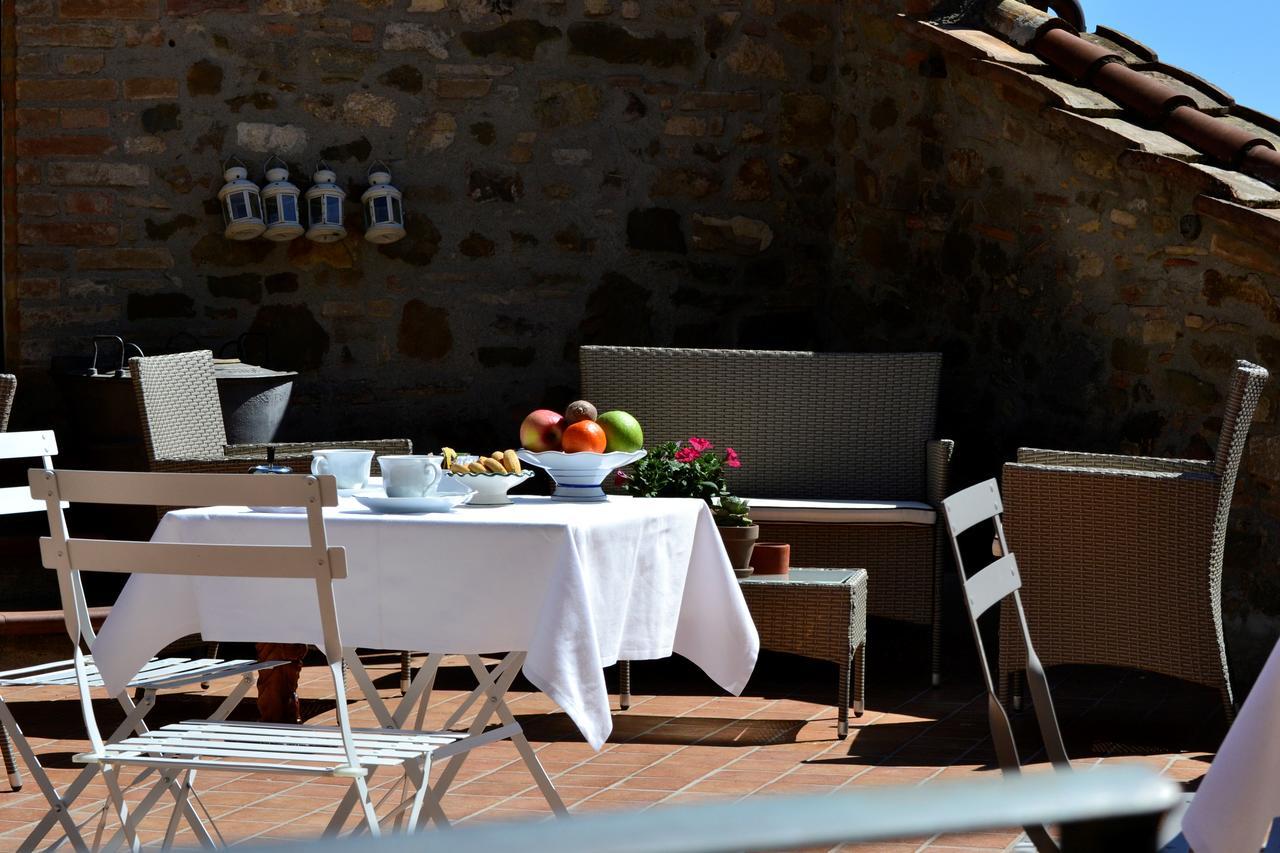 Il Palazzo Del Cardinale Bed and Breakfast Μονταλτσίνο Εξωτερικό φωτογραφία